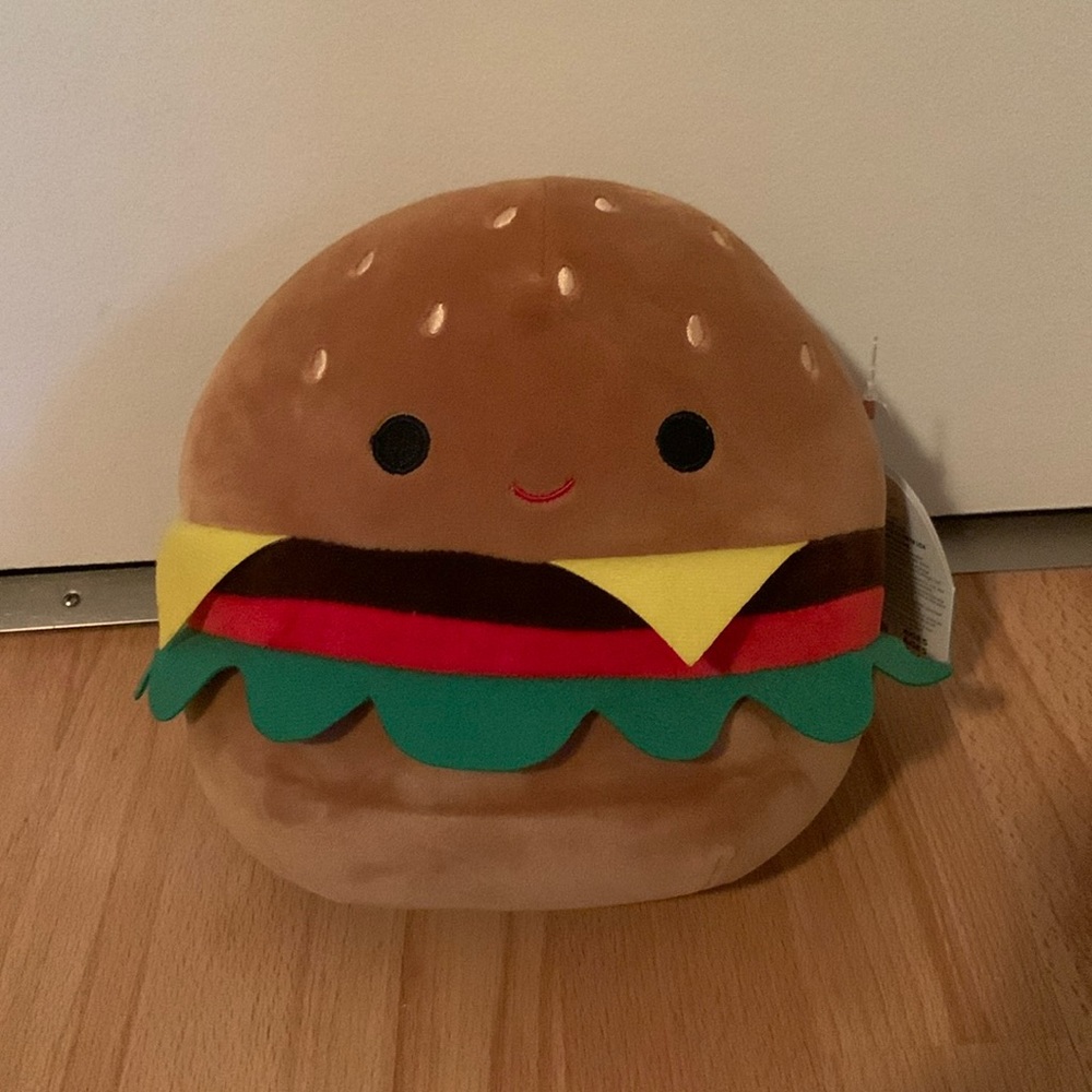 Carl 8” Squishmallow
